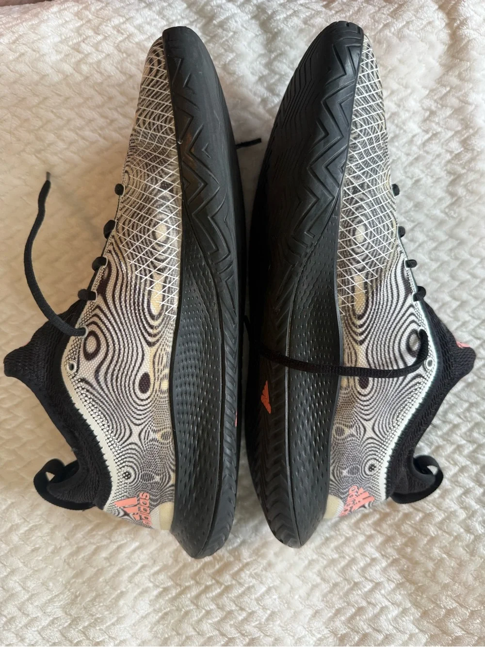 Adidas Men's Bounce Black & White Athletic Sneakers Size 11